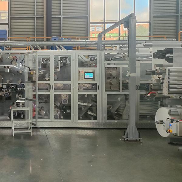 High Efficiency Adult Diaper Making Machine for Green Development and Waste Reduction