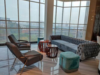 Gelaimei Commercial Hotel Lobby Furniture Fabric Sofa Sets Customized