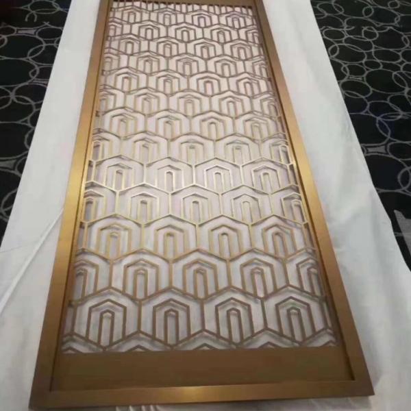 Custom design decorative metal hanging screen room divider