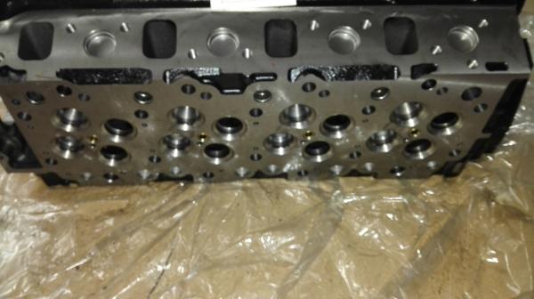 Aluminum Alloy Diesel Engine Cylinder Head Isuzu 4hk1 Cylinder Head OEM Size