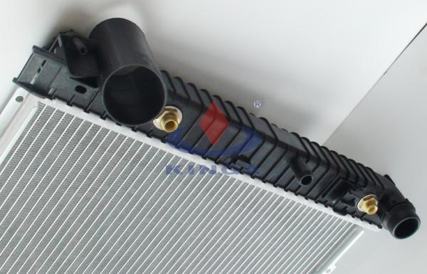 High performance Automobile mercedes benz W220 radiator 2205000003