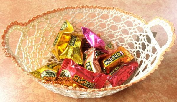 Basket Decorative Vase Vintage Christmas, Easter, Halloween, Valentine. festival, holidays