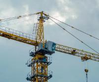 Machine de levage de grue à tour de 25 tonnes à tête de marteau