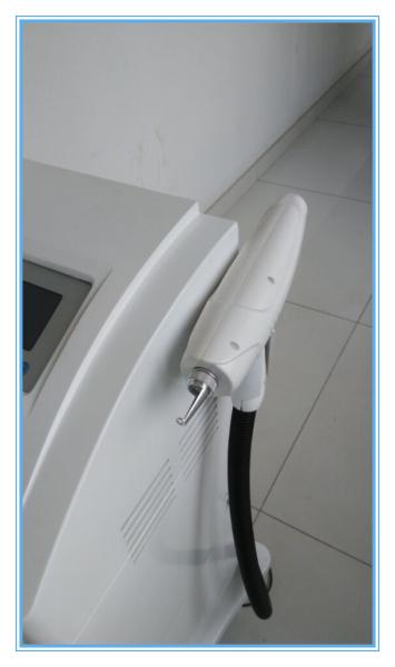 Vertical Skin Treatment Equipment Q Switched ND YAG Laser For Melasma