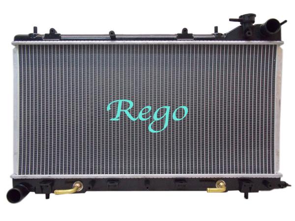 Car Radiator For CHRYSLER Town & Country /Voyager 08-13 MT