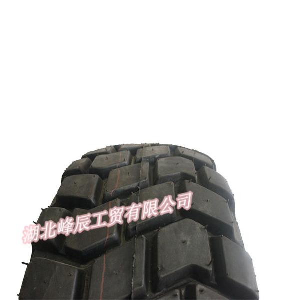 Original Quality Dongfeng Double Star/Aeolus 12.5R20 Truck Tyre with Inner Tube DS706