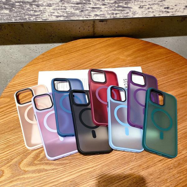 Shockproof Magsafe Phone Case Translucent Back Anti Fingerprint
