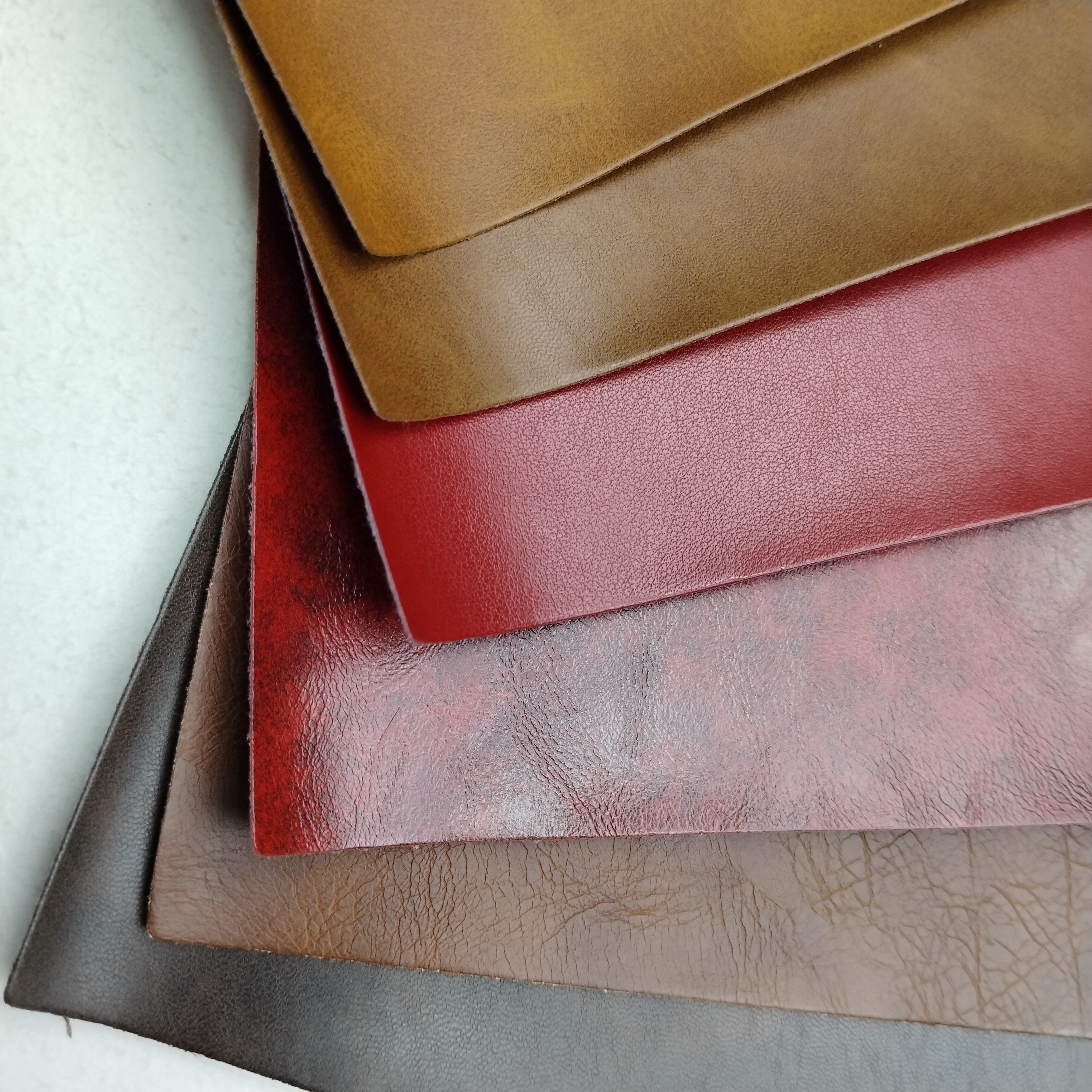 Custom Uphloster Solid Color Hot Stamping PU Synthetic Leather Fabric Thermal Leather Fabric for Book Hard Cover Making