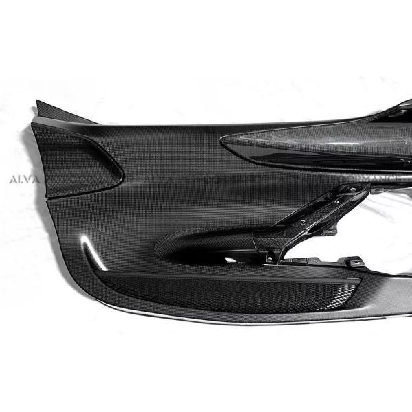 2019 Ferrari SF90 OEM Type Dry Carbon Fiber Body Kits Front Lip Side Skirts Rear Diffuser Rear Spoiler Rear Wing Package