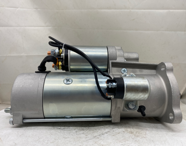 24Volt 10T 5.5KW начиная мотор на двигатели гусеницы 4,4 11131889