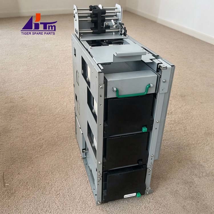 Fujitsu F53 Dispenser with 3 Cassettes Spray Unit Cash Dispensing