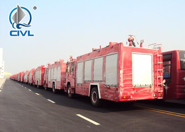 Sinotruk Fire Fighting Vehicles 4600mm wheelbase Red Flame On Road 6X4 / 4X2