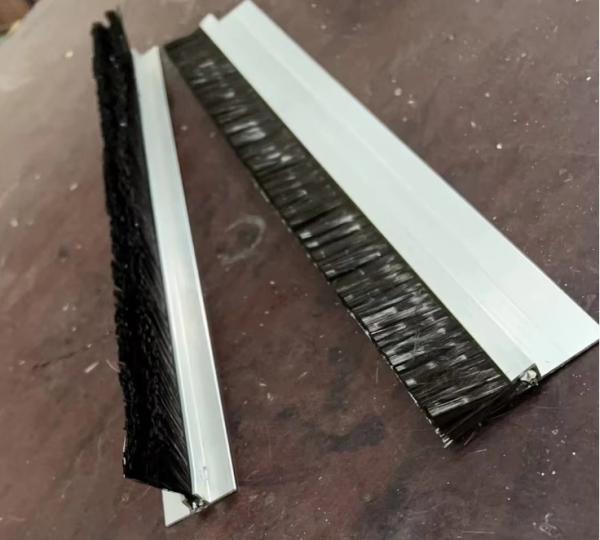 Aluminium Alloy Carbon Fiber Strip Brush Anti-Static Brush industrial brushes strip
