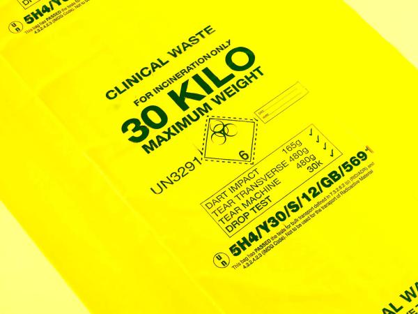 Saco infeccioso clínico amarelo plástico do desperdício da eliminação no rolo