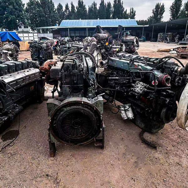 Used Sinotruk WD615.47 Diesel Engine 273kW/371HP Turbocharged & Intercooled with Corrosion-resistant Coating for HOWO Heavy Truck