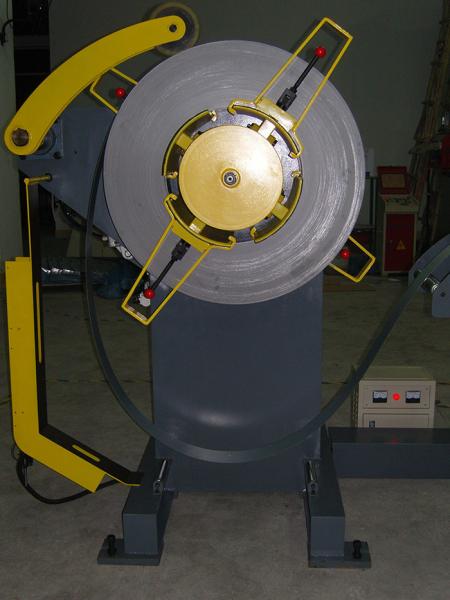 Metal Strip Feeding Punch Roller Feeder Electronic Parts Processing Stamping