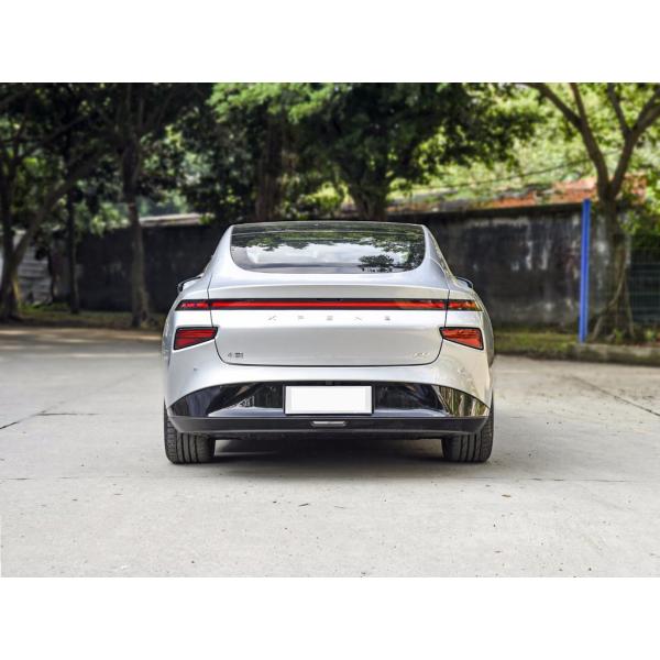 Electric 586KM Luxury 5 Seater SUV New Energy Xpeng P7 Medium Type