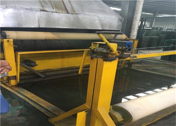 High Production Wire Mesh PVC Coating Line Electric Heating Hole Size 50mm 1.5kw