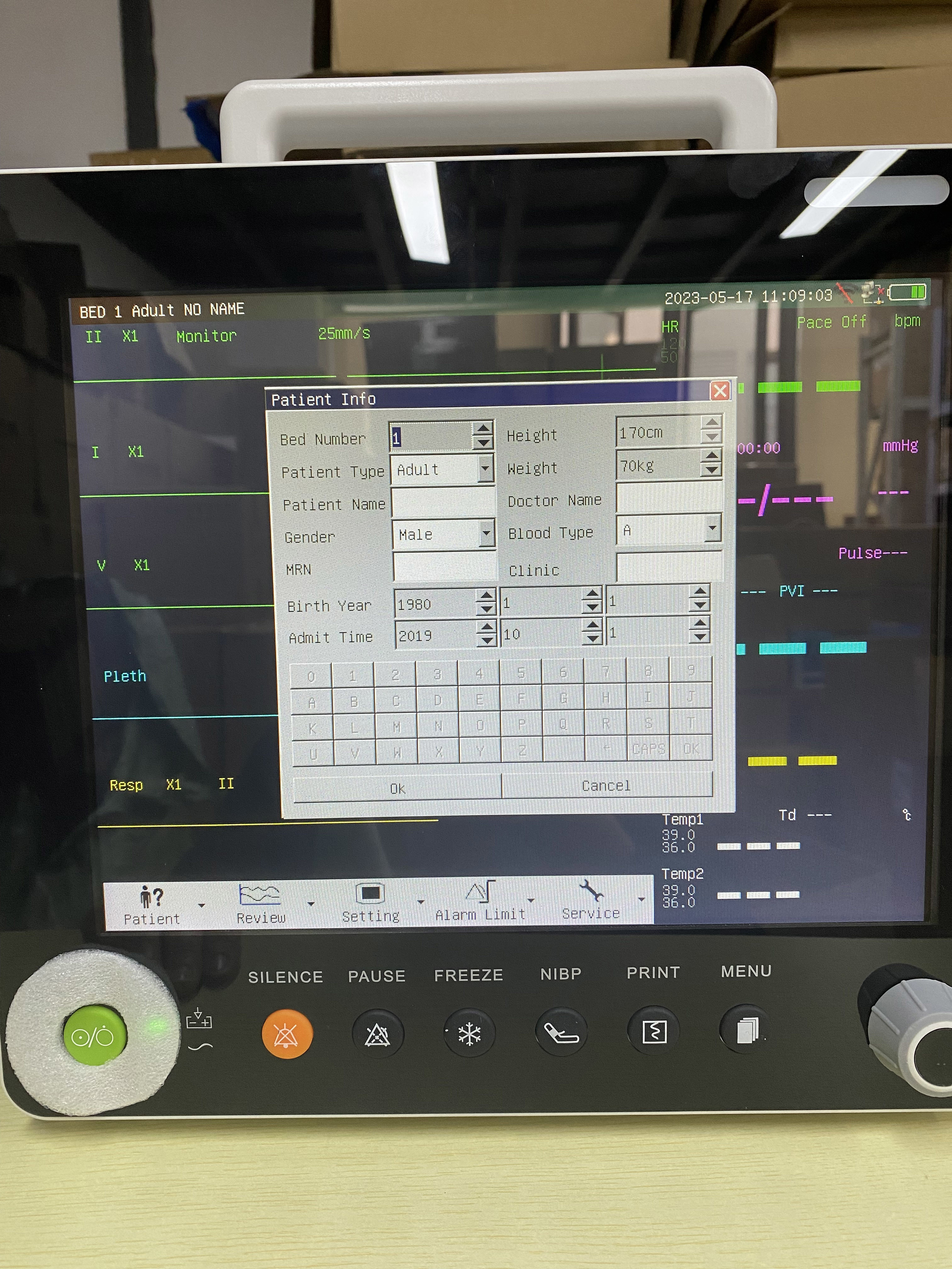 Портативный ЭКГ HR NIBP SPO2 RESP TEMP Multi Parameter Monitor для больных в отделении интенсивной терапии