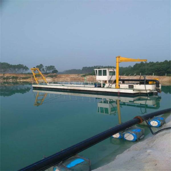 18inch Main Power 895kw Speed 1800r/Min Suction Pump Dredger for Port Maintenanc