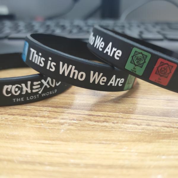Custom Branded Logo Silicone Wrist Band Customized Rubber Bracelet for Festival Gifts