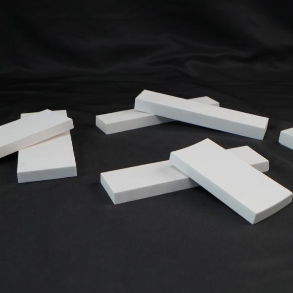 95% Alumina Ceramic Tiles with 9 Mohs Hardness