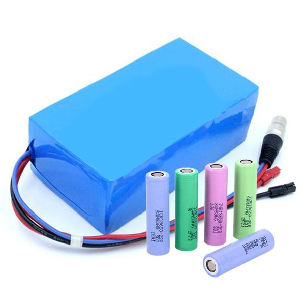 Bateria de lítio LiFePO4 recarregável OEM ODM 24V 36V 48V 60V 50AH 100AH Mobilidade Scooter Elétrico Bateria de lítio