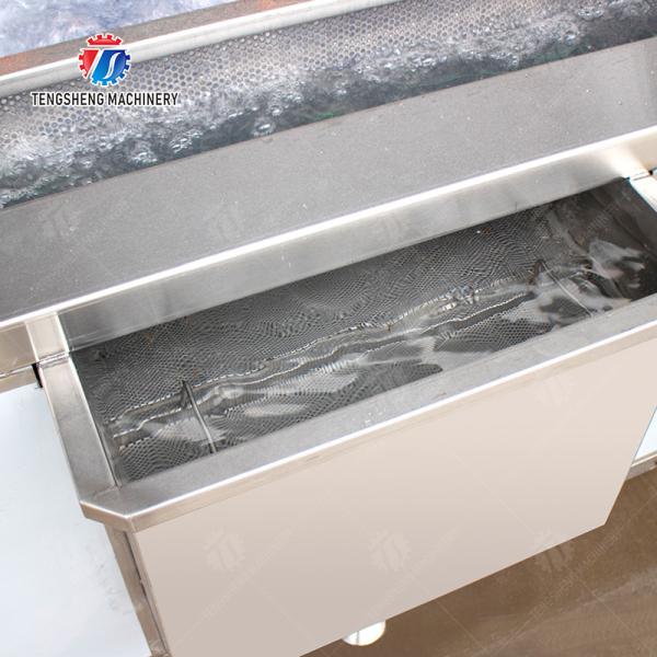 vegetable wash line pineapple juice processing line Pineapple bubble washing and vibrating air-drying line fruit processing machinery pineapple processing line