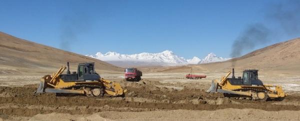 320HP 11.24CBM Dozer Shantui Bulldozer SD32 With Cummins Engine and Big Bulldozer,  Hydraulics Blade and Ripper