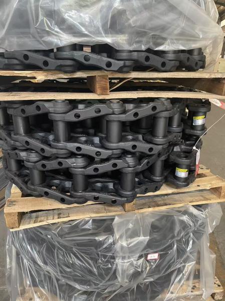 Excavator and bulldozer chain assembly