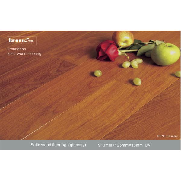 Durable Resistant Enough Solid Wood Flooring , Customed Glossy Stability