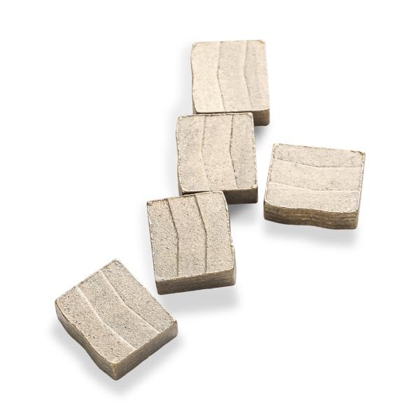 M Shape Solder Welding Diamond Segment for Wet Cutting Granite Stone Grinding Tools