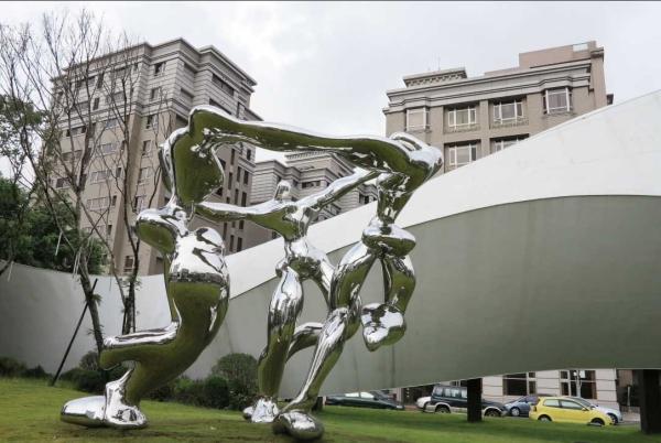 Hand Made SS Sculpture Metal Modern Art For Landscape Decoration