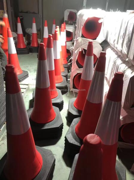 PE Road Pavement Highway Cones Traffic Black Base Tall Construction Cones 100cm