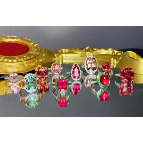 Amarillo 99,99% Al2O3 Zafiro de cristal único cultivado en laboratorio Materiales en bruto para joyas