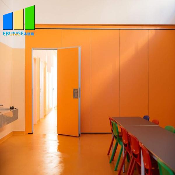 Bois fonctionnel acoustique de diviseurs de pièce de séparation de pièce de décoration de bureau d'Ebunge glissant la séparation se pliante