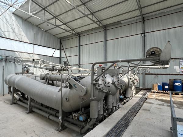 Flooded Nozzle High Speed Woven Fabric Dyeing Machine SUS316L Low Liquor Ration