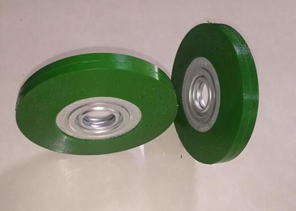 Green Encapsulated Rubber Wheel Brush Plastic Bonded 152mm For Cleaning Battery