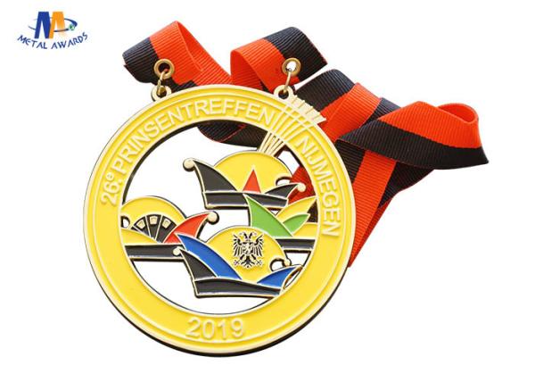 Custom Carnival Bespoke Medals Shiny Brass Plating Soft Enamel With 2 Eyes