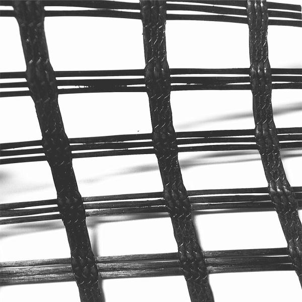 12.7*12.7mm 25,4*25,4mm Taille de la maille Grille géo en fibre de verre revêtue de bitume pour route d'asphalte