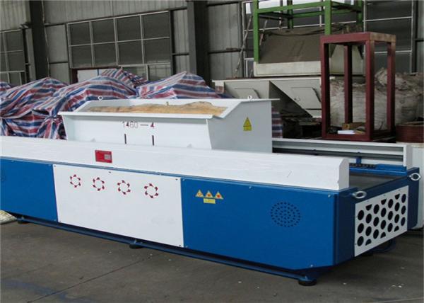 Máquina de rapagem de madeira 1500kg/H das lâminas da exploração agrícola de galinha 60cm 25kw