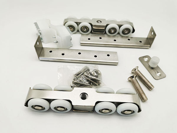 Аксессуары раздвижной двери Bathroom сатинировки сползая нагрузку ODM ≤120kg колеса ролика