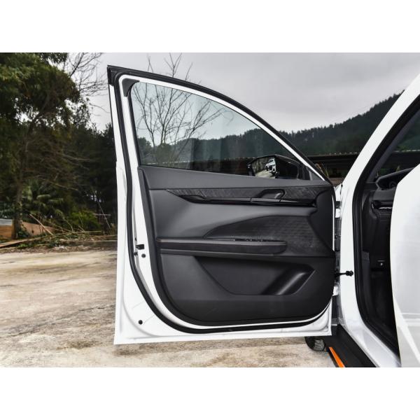 Чанган Qiyuan A06 Электромобиль внедорожник белый внешний цвет гибридный топливный тип