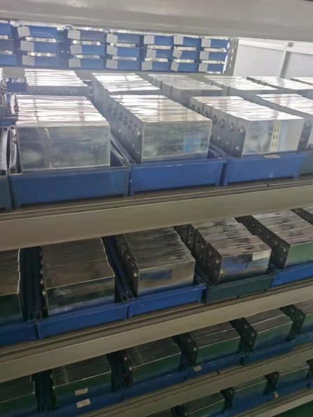 Aluminum EV 3.2V 10AH LiFePO4 Battery Lithium Ion Cells