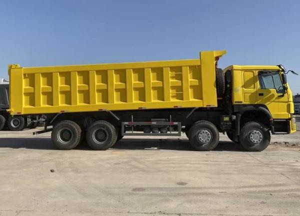 Sinotruk 8X4 12 Wheeler Dump Truck with High Load Capacity and Durable Diesel Engine