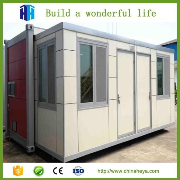 2017 prefabricated fashion living container houses and cabins for living areas