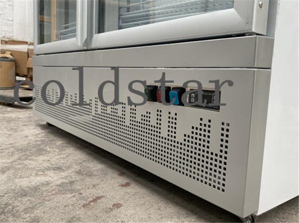 Three doors glass door display refrigerator freezer Fan cooling upright drinks cooler -white