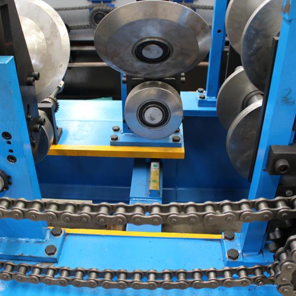Corte hidráulico da máquina permutável do Purlin da CZ do Galvalume automático