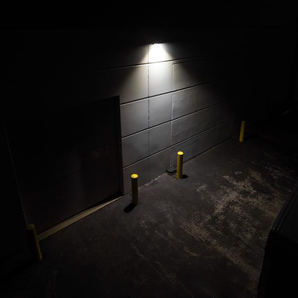 40W 5200LM 120V Adjustable Outdoor Wall Light 100-150W HPS/HID Equivalent Brown