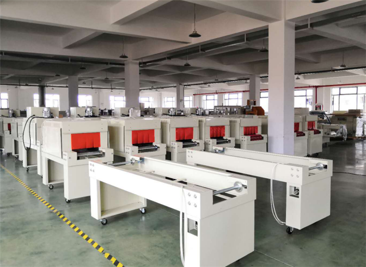 Semi Automatic Bottle Blowing Machine PET Plastic Bottle Blow Molding Machine